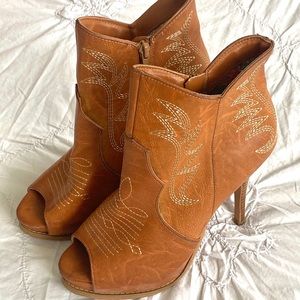 Miranda Lambert Boots